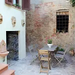 In Borgo -legoli Апартаменты *