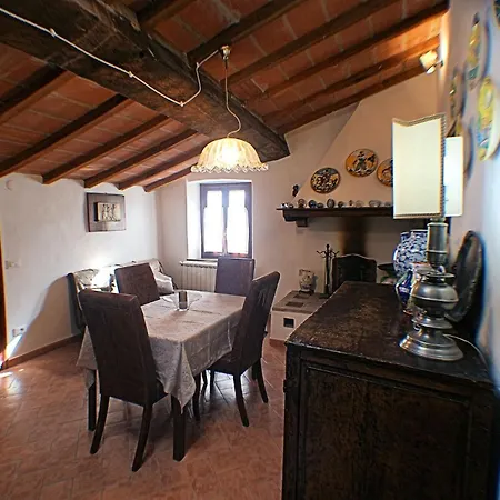 In Borgo -legoli Apartamento *