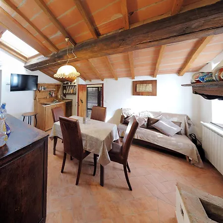 In Borgo -legoli Apartamento *